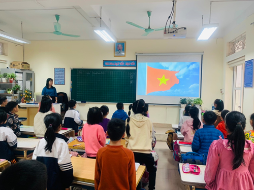 Chào mừng kỷ niệm 92 năm ngày thành lập Đảng Cộng sản Việt Nam (03/02/1930 – 03/02/2022) Tại trường tiểu học Lý Thường Kiệt.