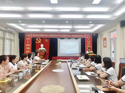 Công đoàn trường TH Lý Thường Kiệt phát động đợt thi đua cao điểm chào mừng kỷ niệm 20 năm thành lập quận Long Biên (06/11/2003 – 06-11/2023)