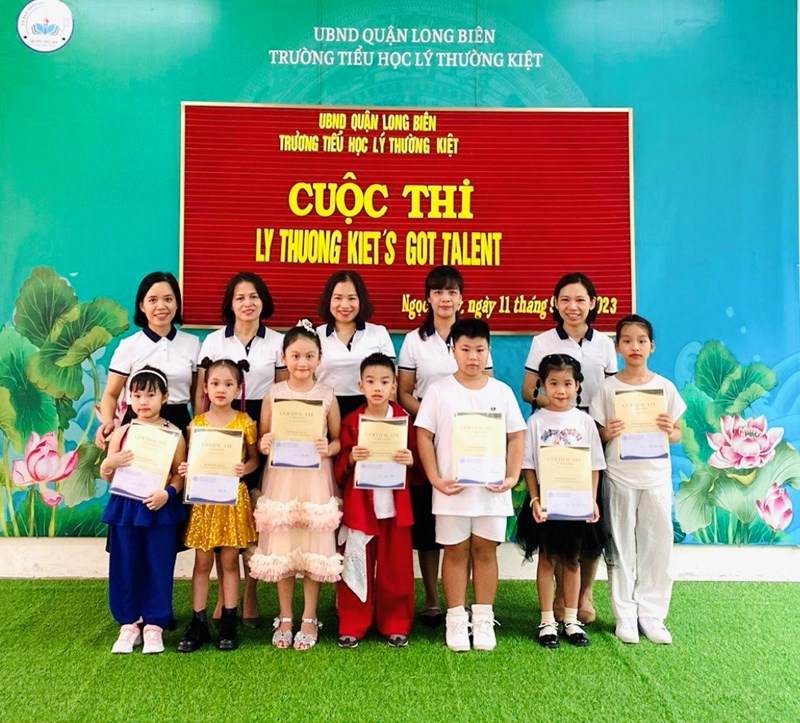 Trường tiểu học Lý Thường Kiệt tổ chức cuộc thi  Tìm kiếm tài năng nhí - Ly Thuong Kiet s Got Talent  chào mừng kỷ niệm 20 năm thành lập quận Long Biên