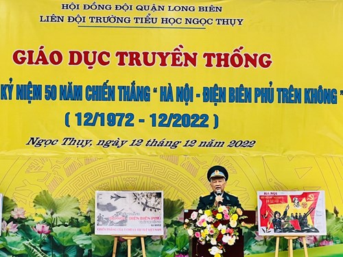 Hoạt động giáo dục truyền thống 50 năm chiến thắng lịch sử  “ Hà Nội – Điện Biên Phủ trên không ”