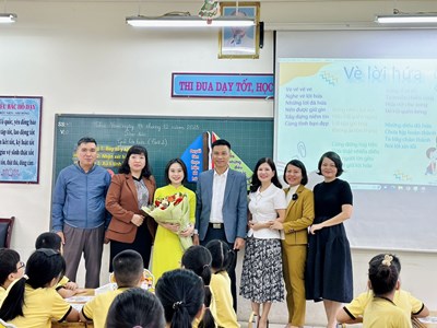 Tiết dự thi Giáo viên dạy giỏi cấp quận năm học 2023 - 2024 của cô giáo Nguyễn Thanh Hà Ngân và các em học sinh lớp 3A3