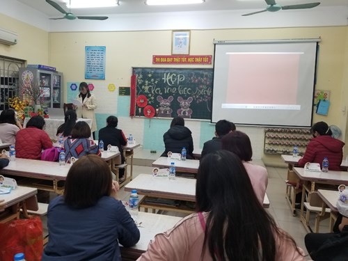 Trường Tiểu học Thạch Bàn A tổ chức thành công buổi họp Cha mẹ học sinh sơ kết học kì I, triển khai kế hoạch học kì II năm học 2022-2023