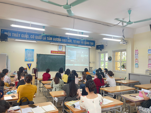 Giáo viên trường TH Thạch Bàn A tham gia tập huấn triển khai thực hiện thí điểm  Giáo dục stem theo chương trình GDPT 2018 Cấp tiểu học