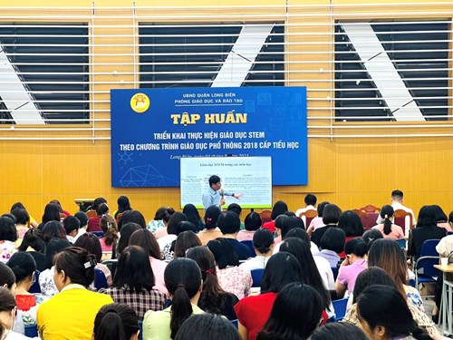 Cán bộ giáo viên trường Tiểu học Thạch Bàn A tích cực tham gia tập huấn triển khai giáo dục STEM cấp tiểu học theo  Chương trình giáo dục phổ thông 2018