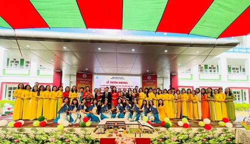 Trường Tiểu học Thanh Am tổ chức Lễ kỷ niệm 41 năm Ngày nhà giáo Việt Nam 20/11.