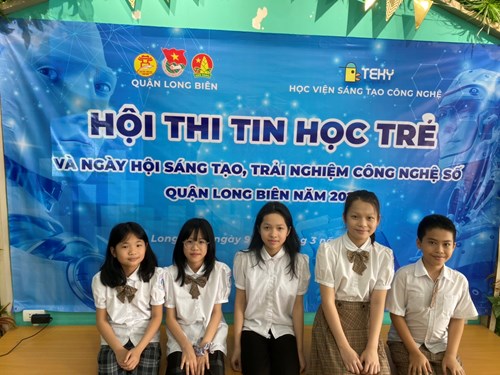 Học sinh trường Tiểu học Thượng Thanh tham dự Hội thi Tin học trẻ quận Long Biên năm 2023