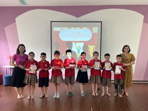 Hoạt động hưởng ứng Ngày Sách và Văn hóa đọc Việt Nam năm 2023 của học sinh Tiểu học Thượng Thanh