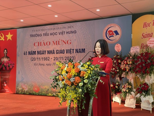 Chương trình Chào mừng 41 năm ngày Nhà giáo Việt Nam xúc động, đáng nhớ và trọn vẹn