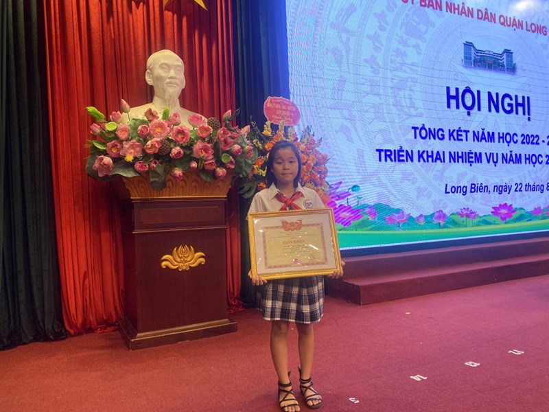 Tự hào về họa sĩ nhỏ Lê Ngọc Bảo Anh - lớp 5A3