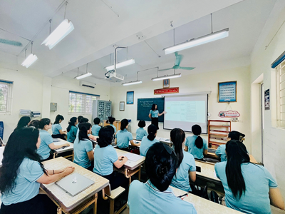 Trường Tiểu học Việt Hưng tổ chức chuyên đề Bồi dưỡng chuyên môn Phân môn: Tiếng Việt