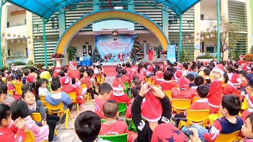Mầm non Ánh Sao tổ chức chương trình “Bé vui đón Noel năm 2020”.