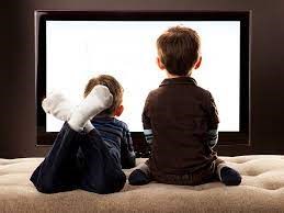  Lợi và hại của việc cho trẻ xem tivi