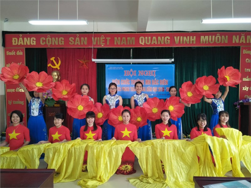 Trường Mầm non Bắc Biên tổ chức hội nghị cán bộ công chức, viên chức năm học 2018-2019