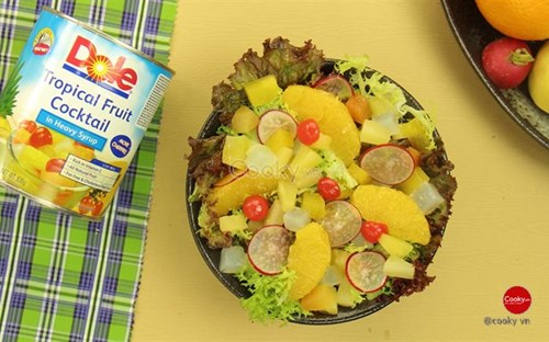 Bữa trưa thanh mát với Salad trái cây 