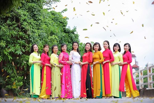 Nhiệt liệt hưởng ứng tuần lễ áo dài Việt Nam năm 2021 và Chào mừng ngày Quốc tế Phụ nữ 8/3  