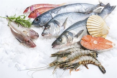 Ba nguyên tắc ăn hải sản không bị ngộ độc cha mẹ nào cũng cần biết khi cho trẻ ăn