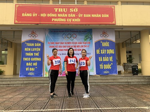 Trường Mầm non Cự Khối tham gia ngày chạy Olympic do phường Cự Khối tổ chức