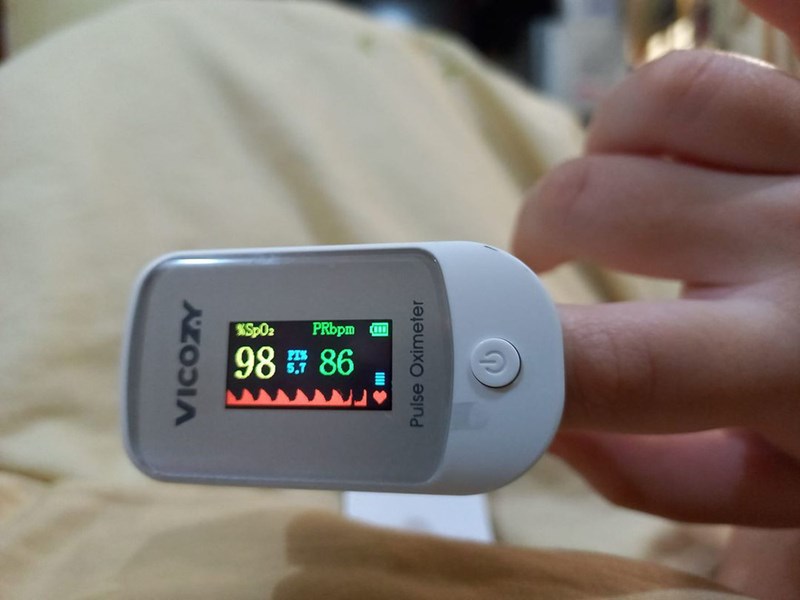 Bác sĩ hướng dẫn cách đếm nhịp thở cho trẻ là F0 khi không đo được chỉ số SpO2