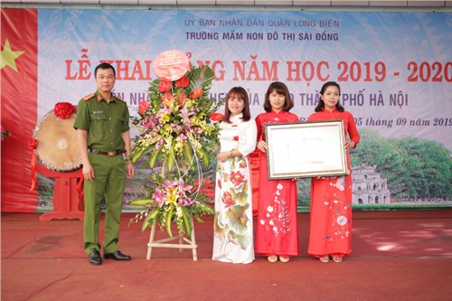 Trường mầm non Đô thị Sài Đồng long trọng tổ chức Lễ khai giảng năm học 2019-2020 và đón nhận bằng khen của UBND thành phố Hà Nội