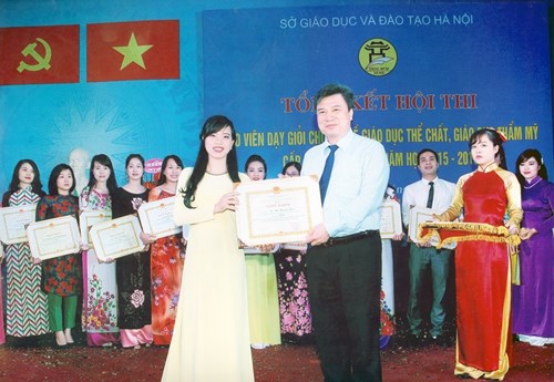 Cô giáo Tạ Thị Thanh Vân – Cô giáo tài năng – tâm huyết với giáo dục mầm non