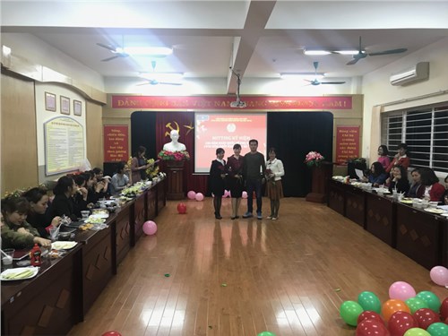 Trường mầm non Đô thị Việt Hưng tổ chức lễ kỷ niệm 108 năm ngày Quốc tế phụ nữ 8/3 và 1978 năm Khởi nghĩa Hai Bà Trưng.