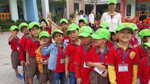 Tâm tình  Cô giáo mầm non -  Nguyễn Thị Huyền Trang