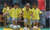 Trung Quốc đưa bóng đá vào trường mẫu giáo
