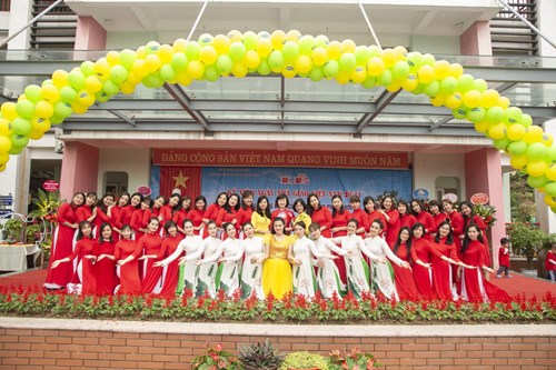 Trường mầm non Đô thị Việt Hưng hưởng ứng tuần lễ  Duyên dáng áo dài Việt Nam  năm 2021