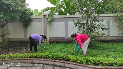 Trường mầm non Đô Thị Việt Hưng tổ chức chiến dịch tổng vệ sinh môi trường diệt bọ gậy đợt 1 năm 2021