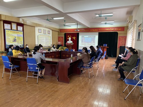 Chị bộ Trường MN Đô thị Việt Hưng tham dự Hội nghị Học tập, quán triệt và triển khai thực hiện Kết luận, Quy định của Hội nghị lần thứ 4 Ban chấp hành TW đảng khóa XIII