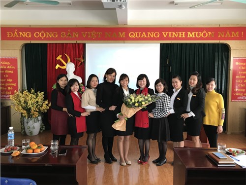 Lễ kết nạp Đảng viên mới Chi bộ trường mầm non Đô thị Việt Hưng
