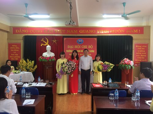 Chi bộ MN ĐT Việt Hưng tổ chức Đại hội Chi bộ nhiệm kỳ 2017- 2020