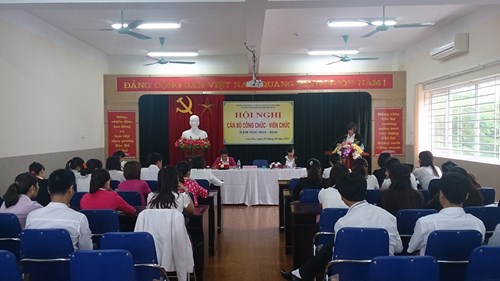 Trường mầm non đô thị Việt Hưng long trọng tổ chức Hội nghị cán bộ công chức, viên chức năm học 2015- 2016.