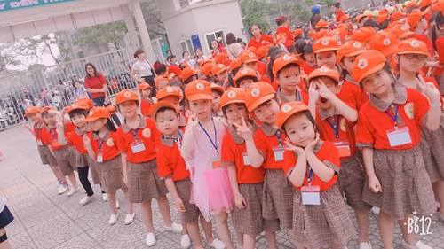 Một ngàycủa lớp MGL A4 với trải nghiệm ở trường tiểu học Đô Thị Việt Hưng