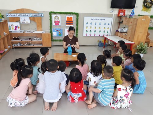 Tết trung thu 2018 - 2019 của các bạn nhỏ lớp MGN B5 tại ngôi trường mầm non Đô thị Việt Hưng yêu dấu.