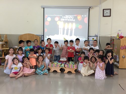 Chúc mừng sinh nhật Minh Châu tròn 5 tuổi
