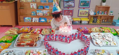 Chúc mừng sinh nhật Trúc Linh