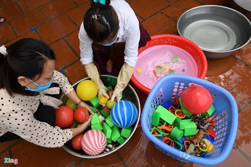 Cách làm sạch đồ chơi cho trẻ đơn giản và vô cùng an toàn