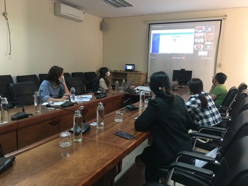 Tham dự tập huấn phần mềm đánh giá CBCCVC hàng tháng tại điểm cầu UBND Phường Giang Biên