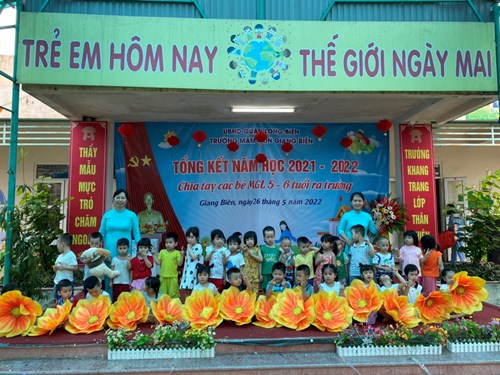 Tổng kết năm học lớp MGBC4 - Trường mầm non Giang Biên