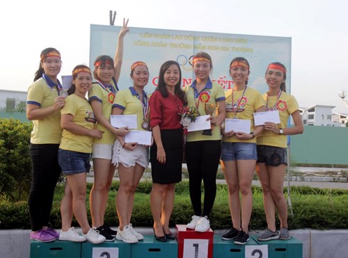 CBGVNV trường mầm non Gia Thượng tham gia chung kết giải chạy báo Hà Nội mới lần thứ 46 Vì Hòa bình 