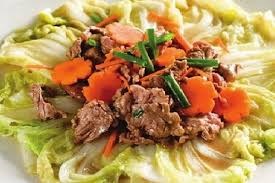 Salat thịt bò rau cải thảo lạ miệng giúp cho con ăn nhiều rau hơn