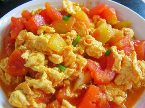 Đơn giản ngon cơm với món trứng chiên sốt cà chua đậm đà thơm ngon