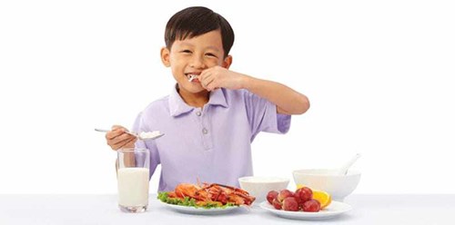 Gợi ý thực đơn cho bé 5 tuổi – 7 thực đơn “vàng” giàu dinh dưỡng và giúp con phát triển khỏe mạnh lớn khôn