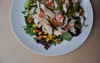 Salad thịt gà kiểu Mexico