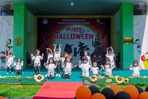 Lễ hội Halloween của các bạn nhỏ lớp NT D1 trường mầm non Gia Thượng.
