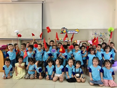 Các bạn nhỏ lớp mẫu giáo bé C3 tưng bừng, háo hức tham gia vào   Lễ khai giảng năm học mới 2019-2020 