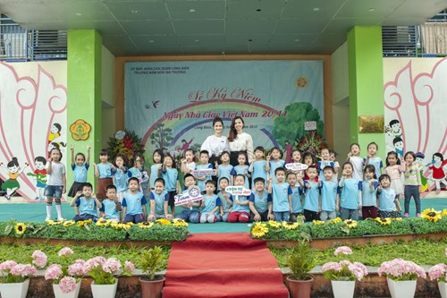 Mừng ngày nhà giáo Việt Nam 20- 11 của các bạn nhỏ lớp MGl A3!