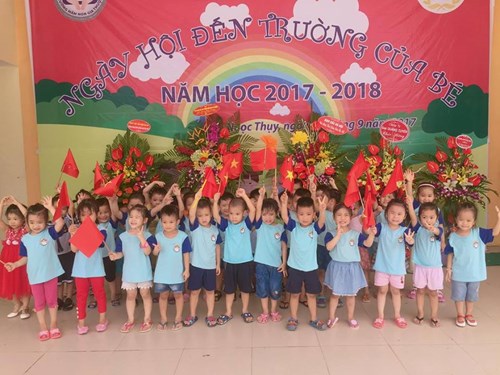 Lễ khai giảng năm học mới của các bé lớp mẫu giáo nhỡ B3 - Trường MN Gia Thượng