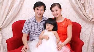 Ảnh gia đình bé Minh Anh
